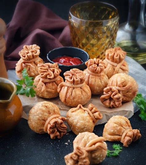 Samosa Potli with Khakara - Elephant Atta | 50 Years of Natural Goodness