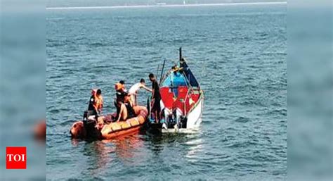 Goan Woman Among Eight Dead As Boat Capsizes In Karwar Goa News