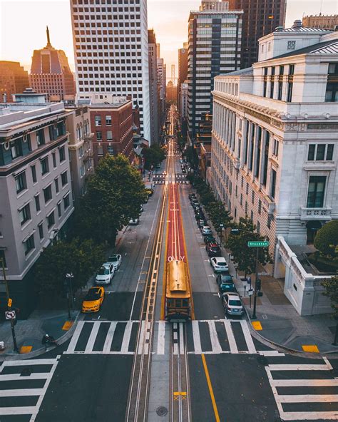 California Street view of Bay Bridge & Cable Car | Explorest