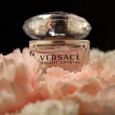 Bright Crystal Versace Perfume A Fragrance For Women 2006