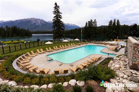 Fairmont Jasper Park Lodge Review: What To REALLY Expect If You Stay