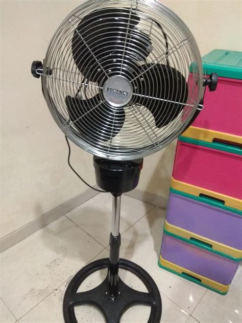 Regency Stand Fan Tornado Swing 16 Inch TST 16 Elektronik Lainnya