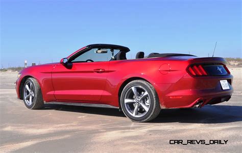 2015 Ford Mustang Convertible 54