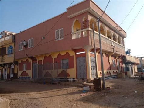 Maison neuve avec 3 chambres à louer à Barwaqo II à Djibouti