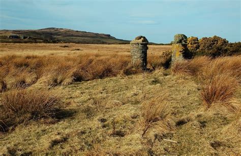 An Old Gate On The Moor © Mary And Angus Hogg Cc By Sa 2 0 Geograph Britain And Ireland