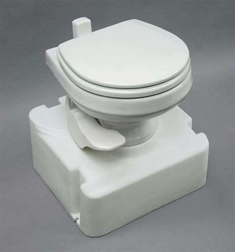 Sealand Dometic 312371101 711 M28 Gravity Toilet With Tank