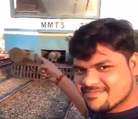 Video El Momento En El Que Hombre Es Arrollado Por Un Tren Solo