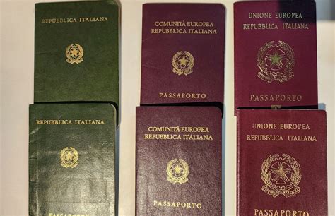 Italian passport Throughout the years : r/PassportPorn