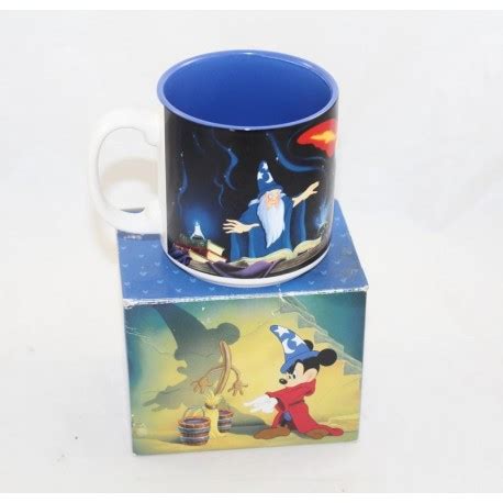 Mug scène Mickey DISNEYLAND PARIS Fantasia sorcier Yen Sid tasse sc