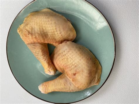 Cuisses Et Avant Cuisses De Poulet Fermier Kg Les Petits