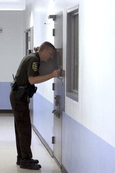 Effingham County Jail praised for respectful treatment of inmates ...