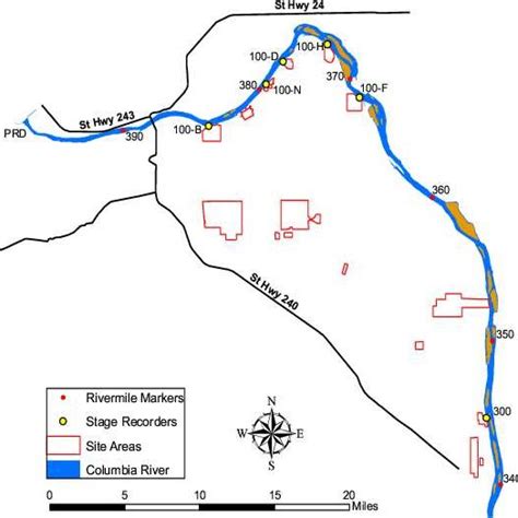 Figure A.1. Columbia River flow below Priest Rapids Dam, 1940-1943 ...