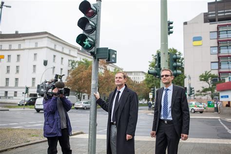 Licht Aus Bei Test Ampeln Wieder 235000 Euro Futsch Bz Die