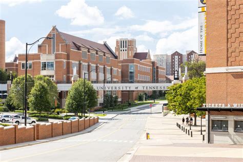 Th Grader Got Bullied For Homemade University Of Tennessee Shirt The