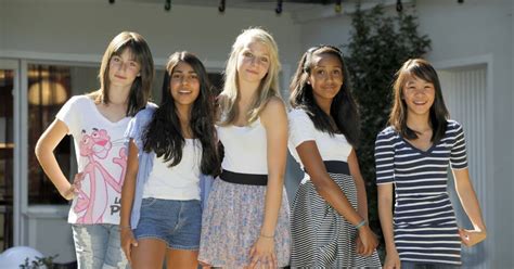 Santas Versaute Kleine Mädchen Fingern Sich Fotzen Old Porn