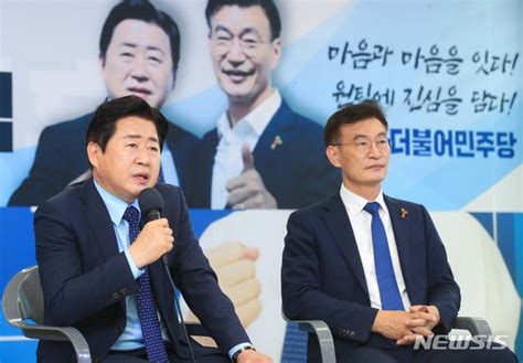 답변하는 민주당 오영훈 제주지사 후보 네이트 뉴스