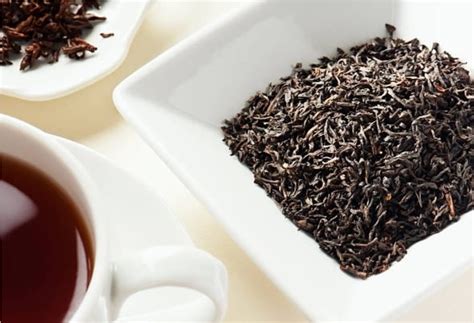 Black Tea Leaves – Favchell Spices