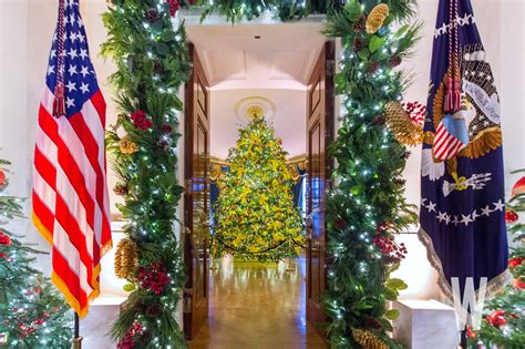 PHOTOS: The 2020 White House Christmas Decorations - Washingtonian