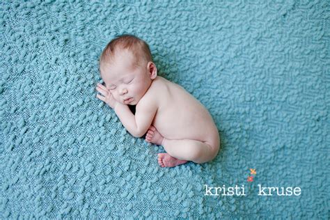 Kristi Kruse Photography Raleigh Newborn Photographer 13 Days New