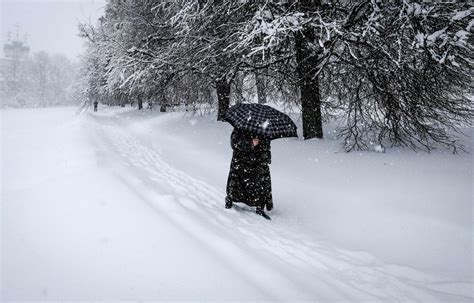 Moscou au ralenti après une tempête de neige record