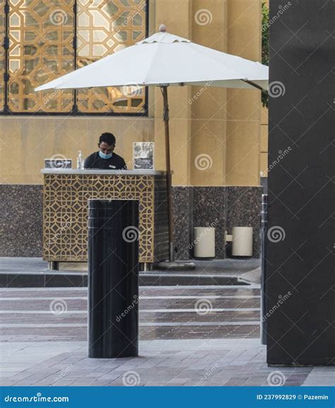 Dubai, UAE - 12.24.2021 - Valet Parking Attendant at Dubai Mall