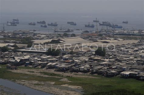 Normalisasi Waduk Pluit Antara Foto