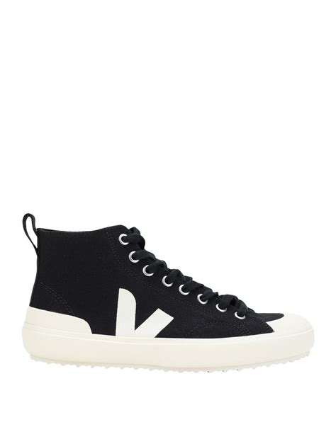 Veja Sneakers Editorialist