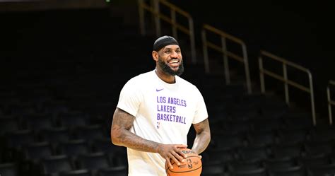 Lebron James Des Lakers Bat Le Record Des S Lections Des Toiles De La