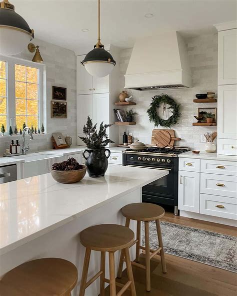 Light Wood Stools Under Quartz Island Countertop Soul Lane