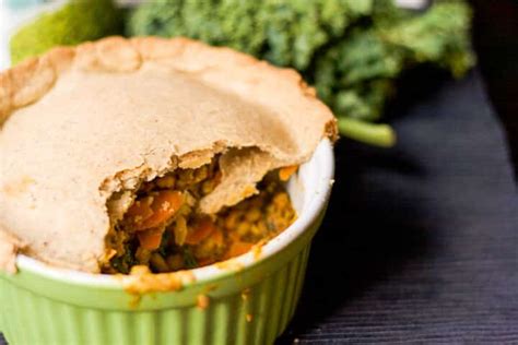 15 Savory Vegetarian Pies - Meatless Main Dishes - Oh My Veggies