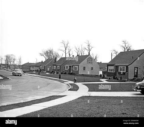 Baby Boom 1950 Hi Res Stock Photography And Images Alamy