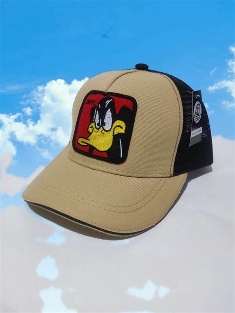 Кепка с лицом джейка — купить по низкой цене на Яндекс Маркете