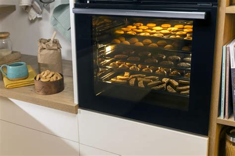 Piekarnik elektryczny Gorenje BO6735E02BK w Max Kuchnie