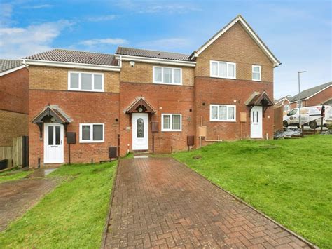 Bed Terraced House For Sale In Moorhen Close St Leonards On Sea