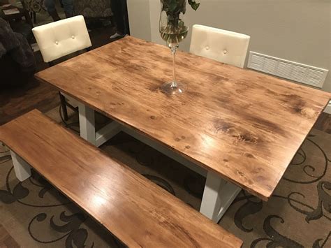 Poplar Wood Farmhouse Dining Table With Varathane Stain