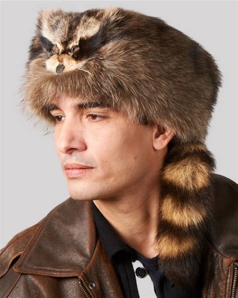 Raccoon Fur Coonskin Cap With Face