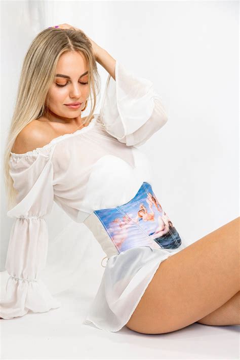 Renaissance Under Bust Corset Belt Inspired by Cabanel "The Birth of V