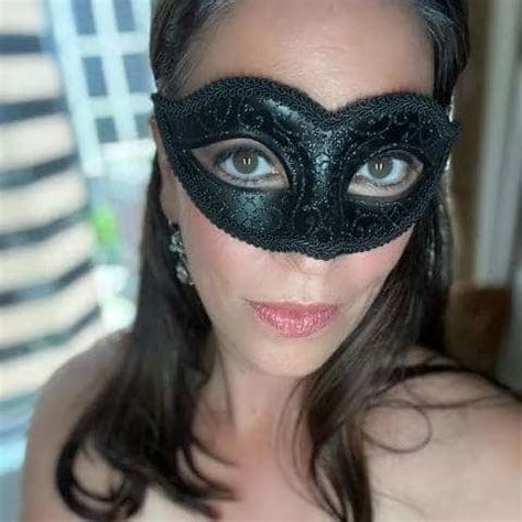 H Town BBC Threesome Of Masked MILF Mandy Mileena Blowjob Porn By