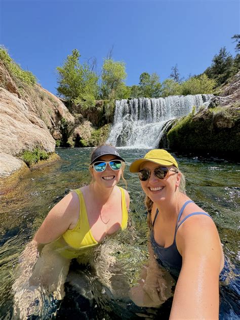 The Crack at Wet Beaver Creek: An Arizona Water Hike