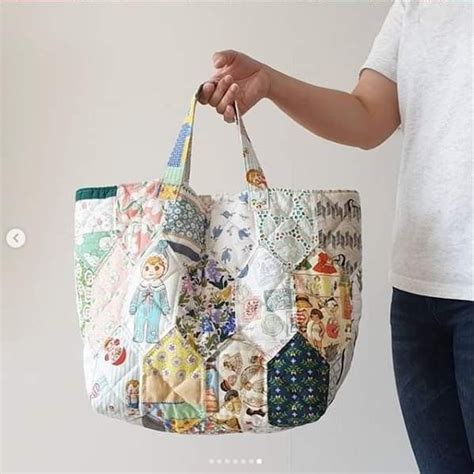 Pin By Margo Berg On Bags Tote Bag Pattern Quilted Bag Patchwork Bags