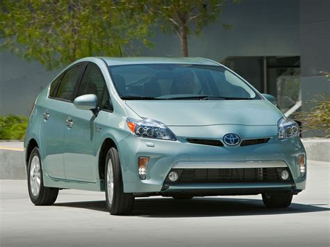 2015 Toyota Prius Plug In Specs Prices Mpg Range Reviews And Photos