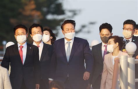 포토 윤석열 당선인 포항 동해안대교 건설 현장 방문