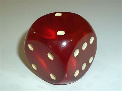 Vintage Rare Bakelite Dice Cm W Rfel Ddr Bakelit Catalin Rot