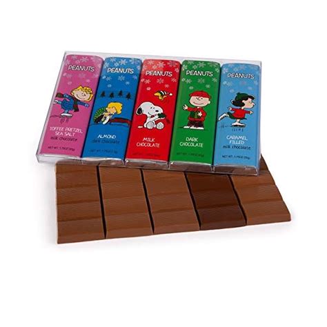 Peanuts Chocolate Christmas Variety Gift Pack, Snoopy Gourmet Bar Snack ...