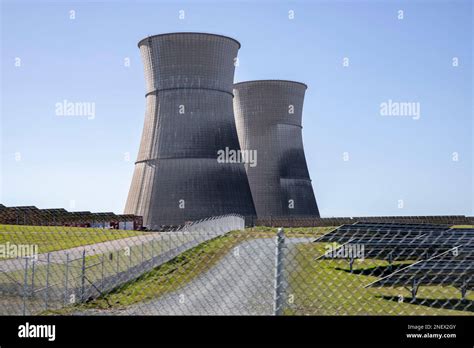 Kernkraftwerke Mit Druckwasserreaktoren Fotos Und Bildmaterial In