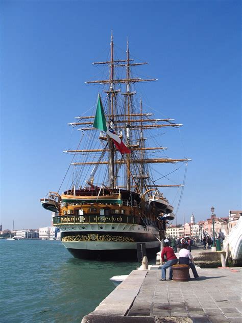 File:Tall Ship Amerigo Vespucci.JPG - Wikimedia Commons