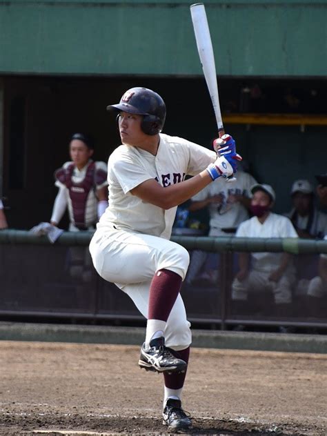 準硬式野球 早大の関大輝、理系のリードオフマンが打線を引っ張る 東京六大学準硬式 4years 学生スポーツ