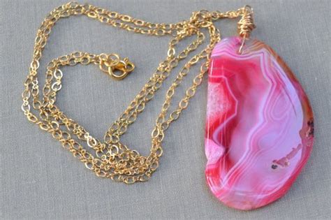 Hot Pink Sliced Agate Necklace Druzy Infinity Gold By Leprintemps 3000 Etsy Handmade