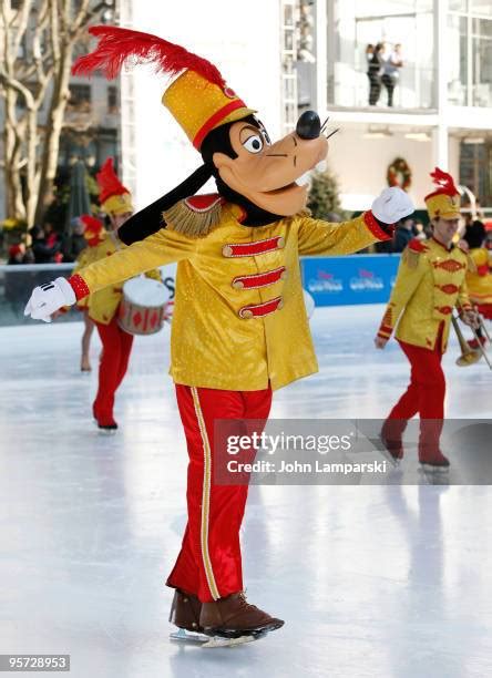 Disney On Ice Celebrates 100 Years Of Magic Photos And Premium High Res Pictures Getty Images