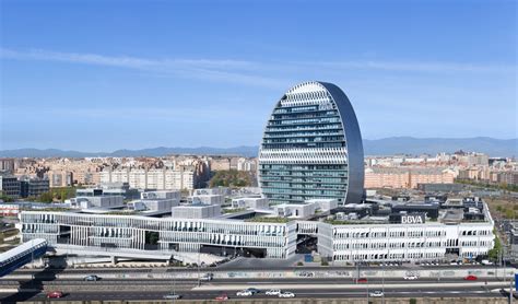 BBVA Headquarters / Herzog & de Meuron | ArchDaily